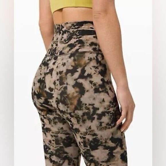 WUNDER TRAIN HIGH-RISE TIGHT 25” | Dispersed Light Raw Linen Multi - Picture 5 of 10